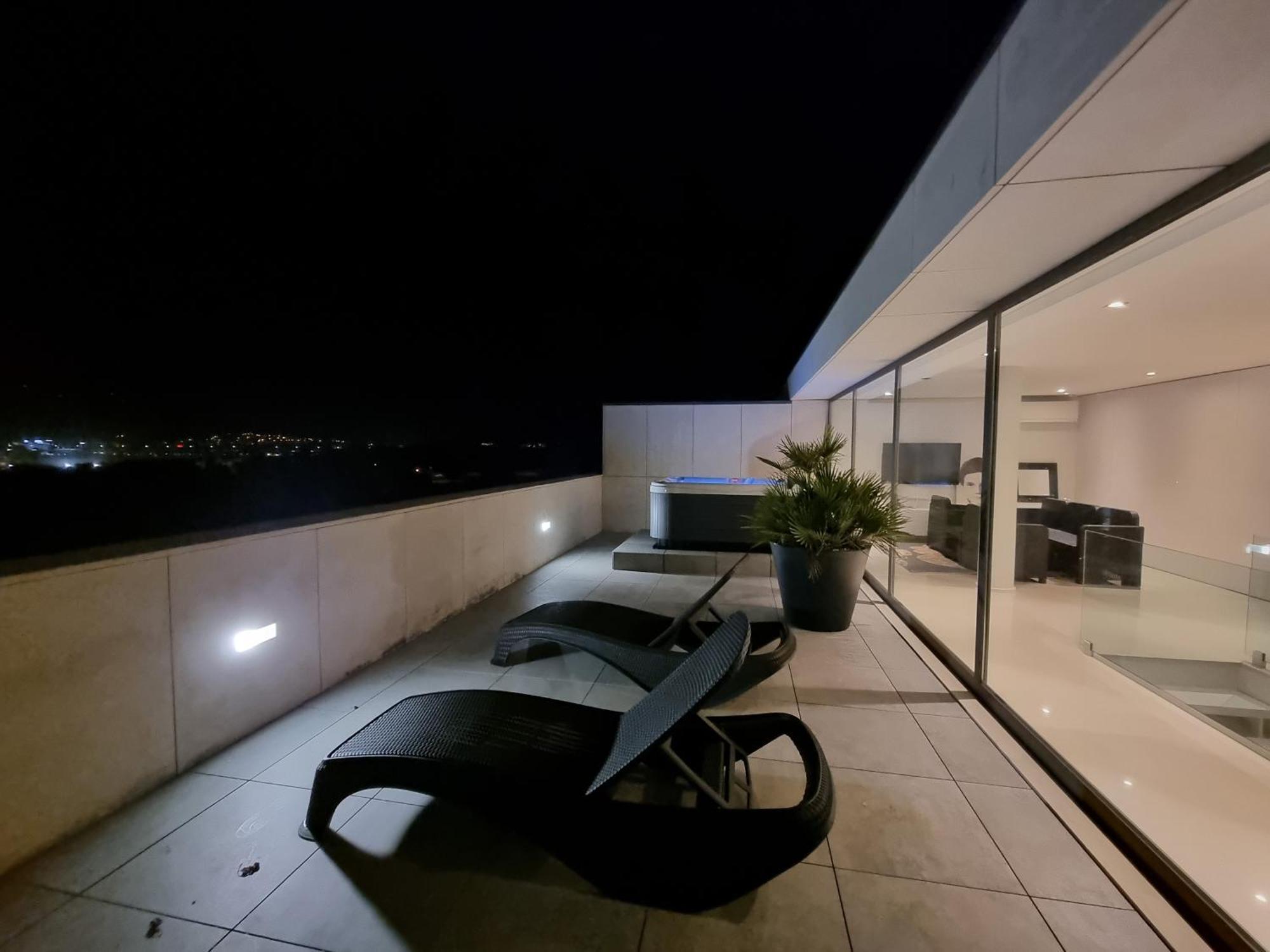 River Town View - Luxury Apartment With Jacuzzi On Terrace Viana do Castelo Bagian luar foto