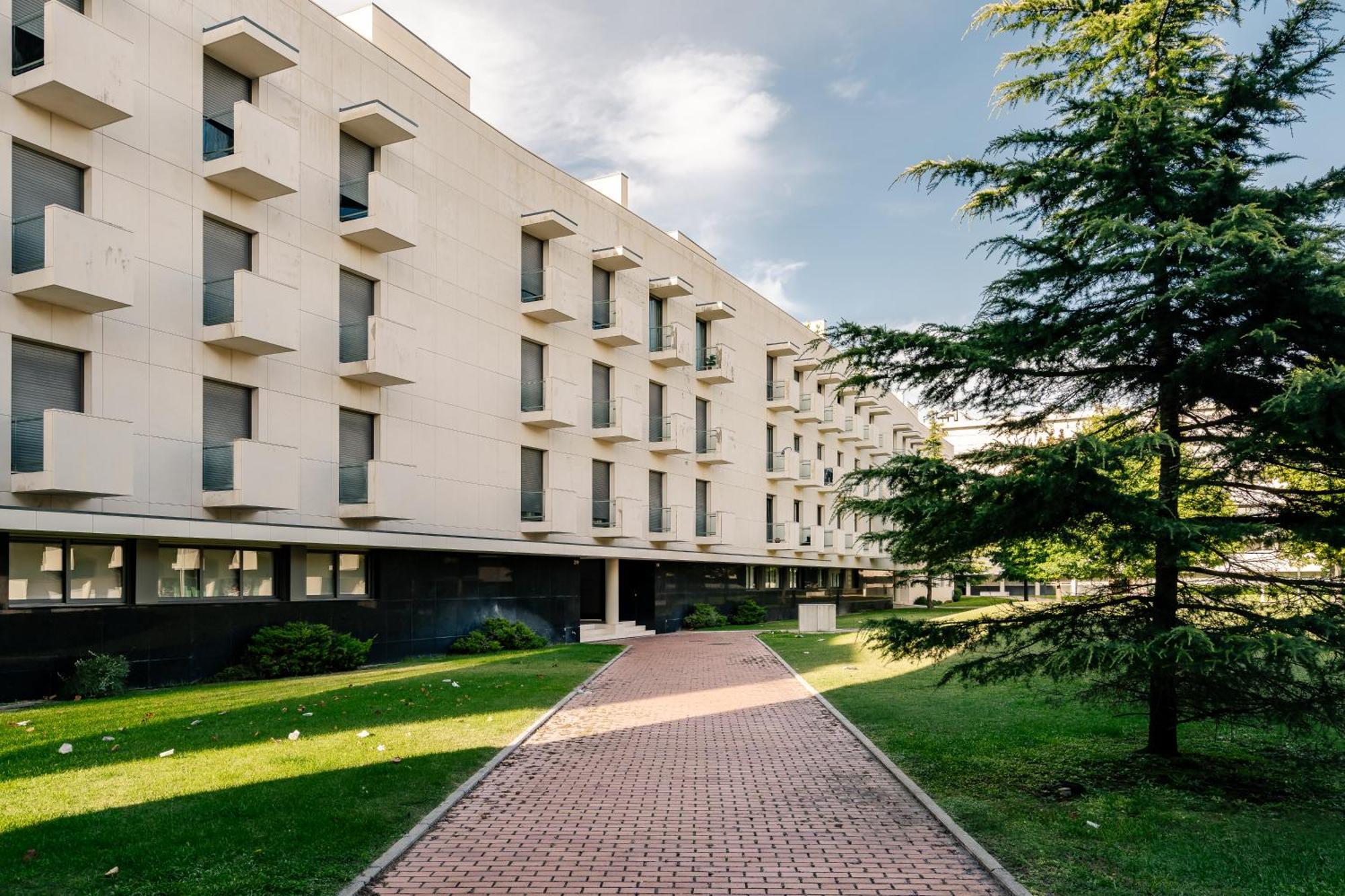 River Town View - Luxury Apartment With Jacuzzi On Terrace Viana do Castelo Bagian luar foto