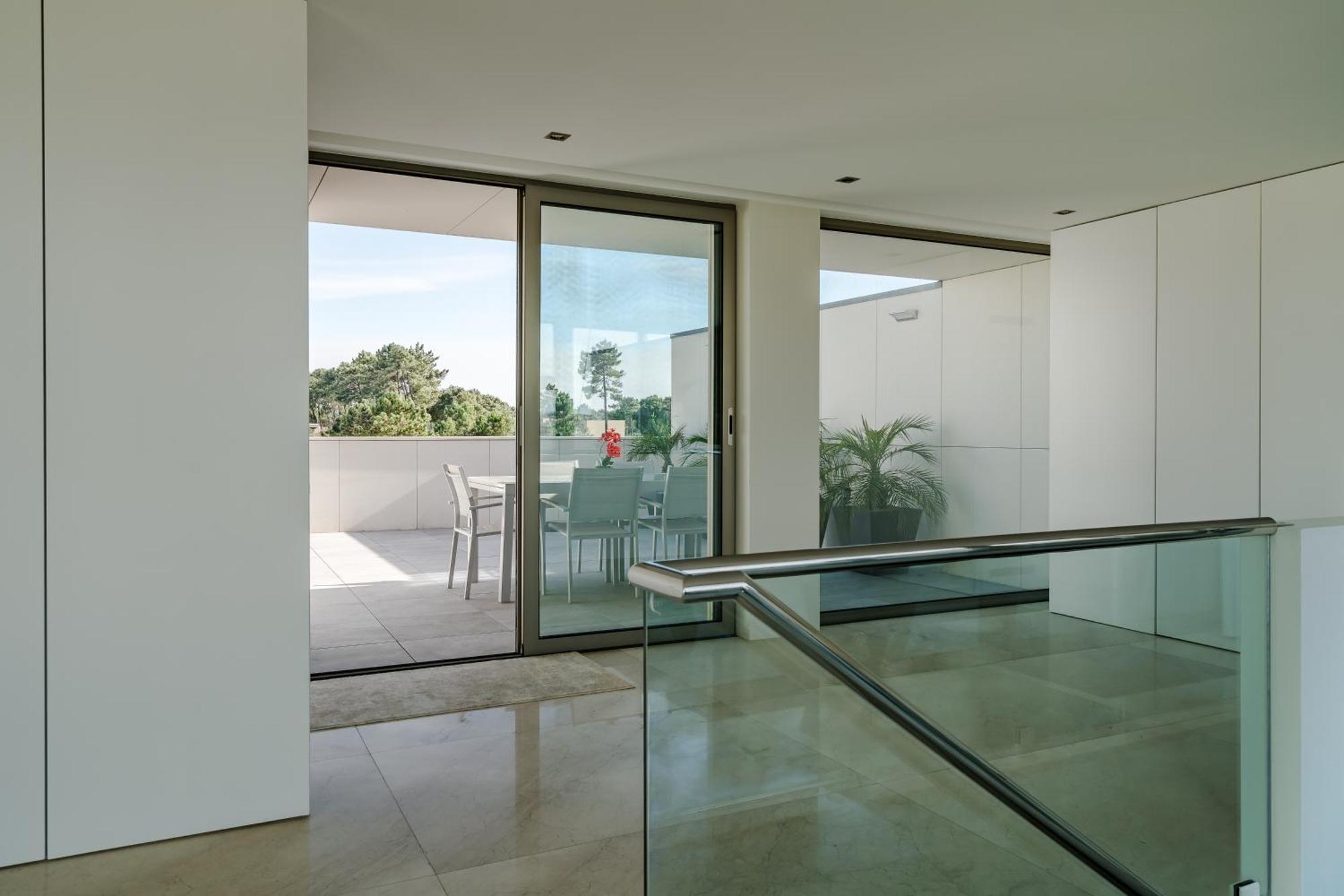 River Town View - Luxury Apartment With Jacuzzi On Terrace Viana do Castelo Bagian luar foto